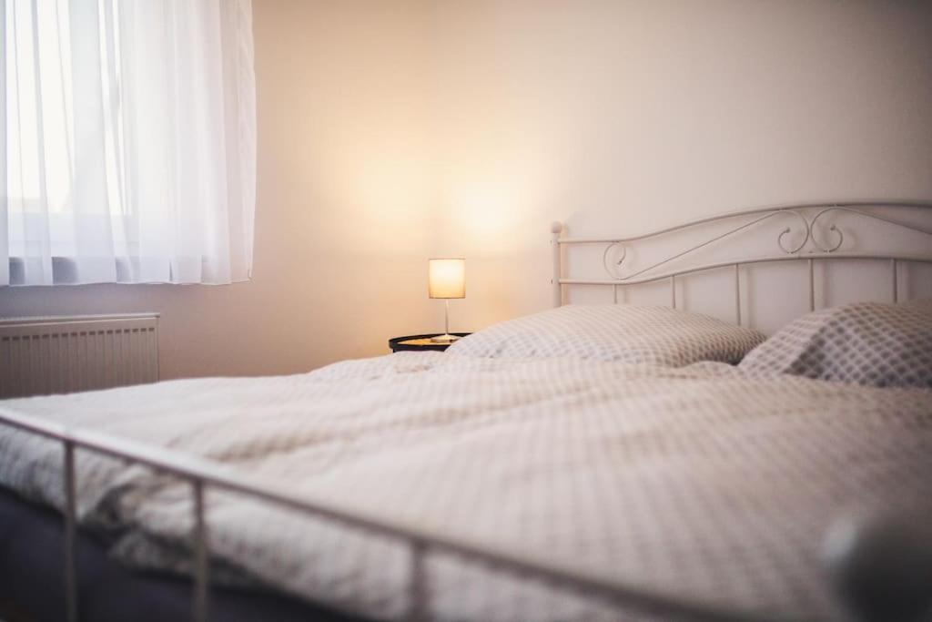 Wunderschoene Neue 3,5 Zimmerwohnung Naehe Kassel Bis 4 Erwachsene 3 Kinder Fuldatal Εξωτερικό φωτογραφία